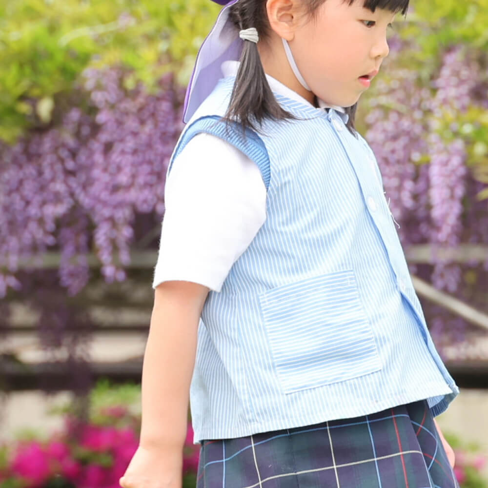 子どもが遊ぶ様子