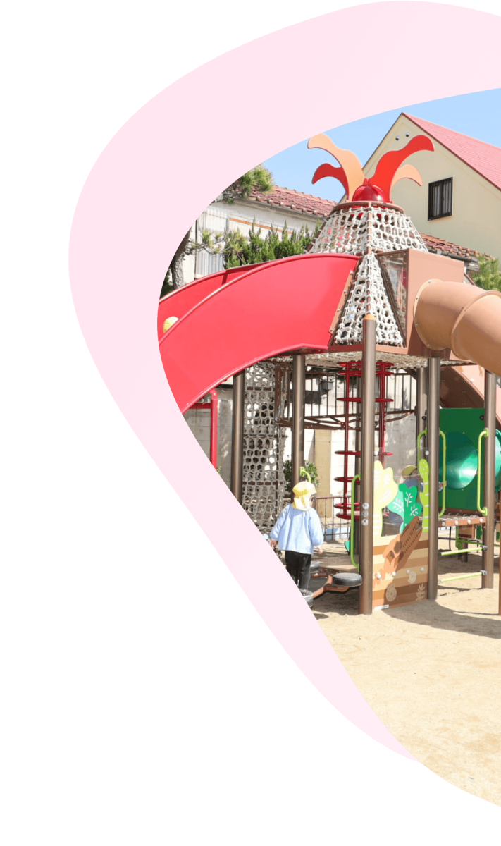 子どもが遊ぶ様子